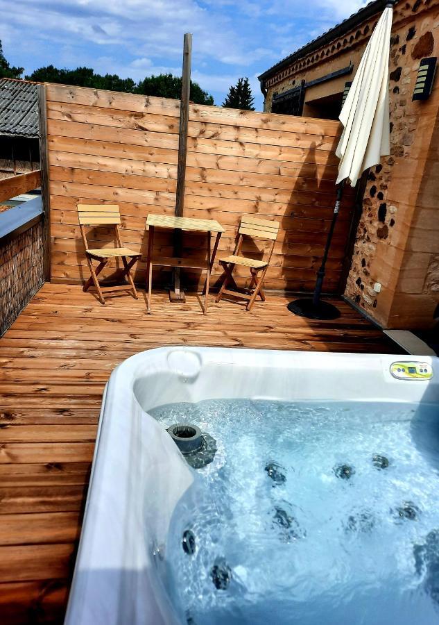 Bien Etre Simple Hotell Villajou Exteriör bild